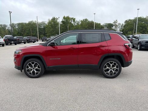 New 2026 Jeep Compass Limited AWD/4WD image 11