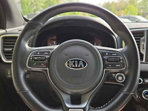 Used 2018 Kia Sportage EX w/ EX Sport Appearance Package AWD/4WD image 18