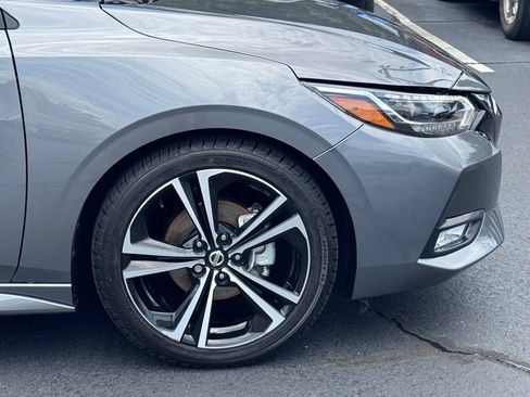 Used 2023 Nissan Sentra SR w/ SR Premium Package FWD image 41