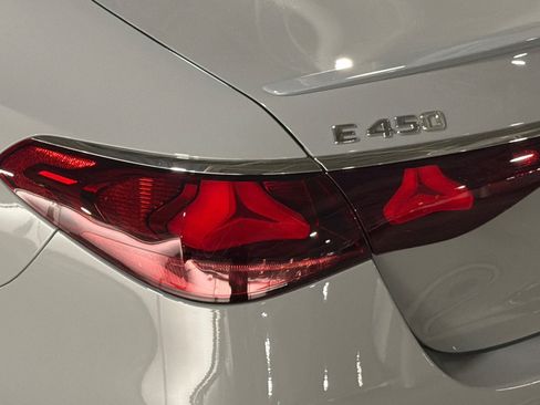 New 2027 Mercedes-Benz E 450 4MATIC Sedan image 26