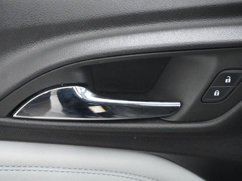 Used 2025 Chevrolet Trax LT w/ Driver Confidence Package image 14