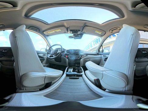 Used 2019 Honda Pilot Elite image 36