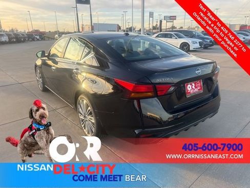 New 2025 Nissan Altima 2.5 SL image 3