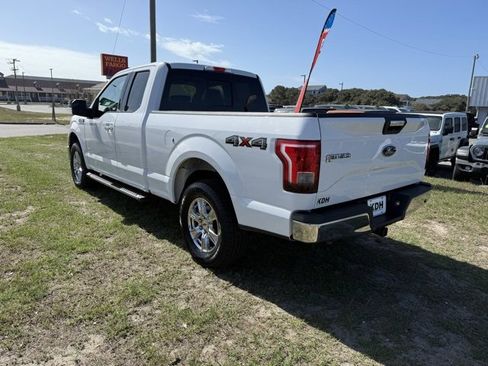 Used 2016 Ford F150 XLT w/ Equipment Group 302A Luxury image 5
