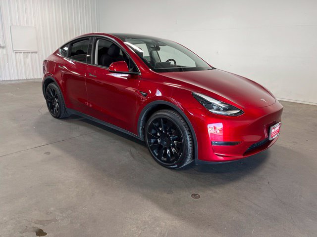 Used 2024 Tesla Model Y Long Range RWD image 1