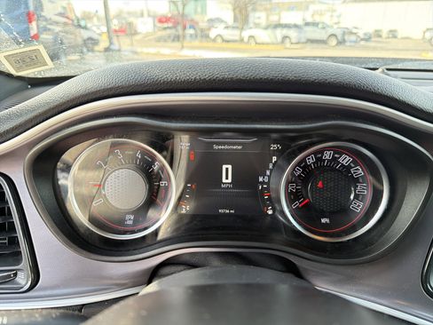 Used 2019 Dodge Challenger SXT image 15