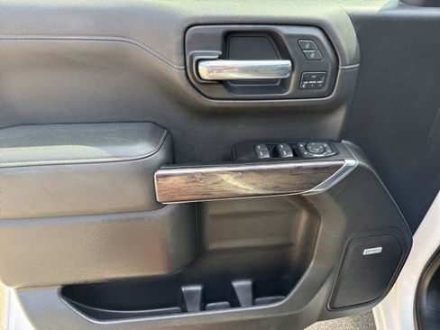 Used 2022 Chevrolet Silverado 1500 LTZ w/ LTZ Premium Package image 8