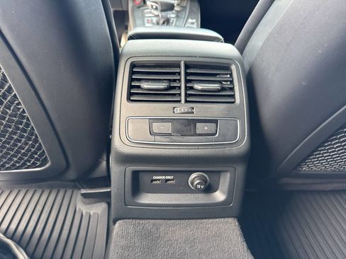 Used 2019 Audi S4 Premium Plus w/ Premium Plus Package image 27