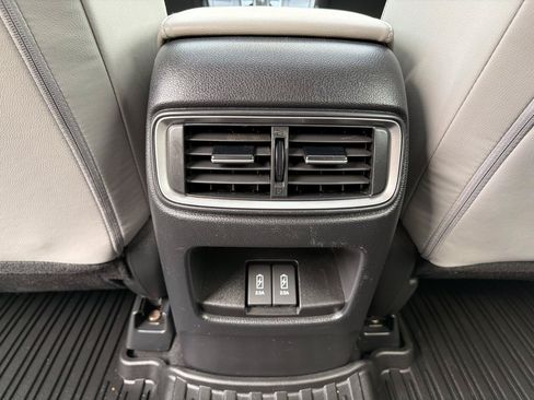 Used 2018 Honda CR-V Touring image 24