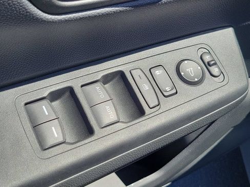 Certified 2025 Honda CR-V EX image 21