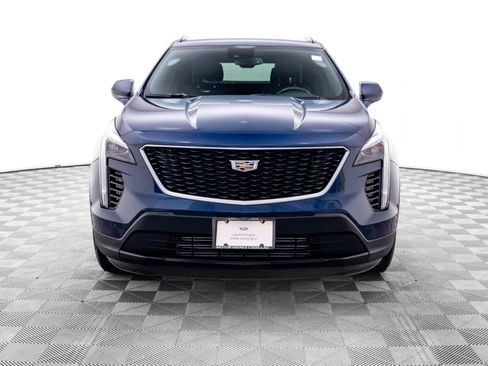 Used 2020 Cadillac XT4 Sport w/ Technology Package FWD image 9