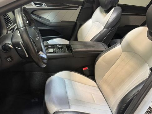 Used 2018 Genesis G80 3.3T Sport RWD image 14