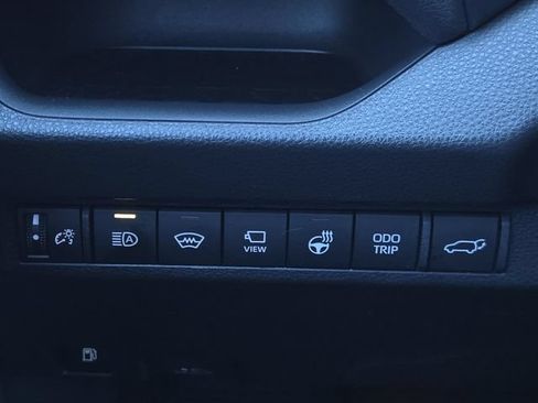 Certified 2025 Toyota RAV4 XSE w/ Premium Package AWD/4WD image 27