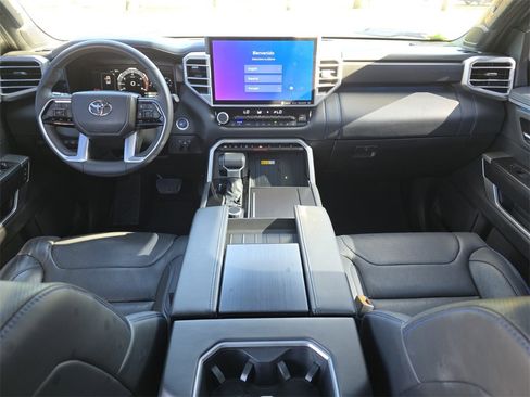 Used 2023 Toyota Tundra Platinum image 5