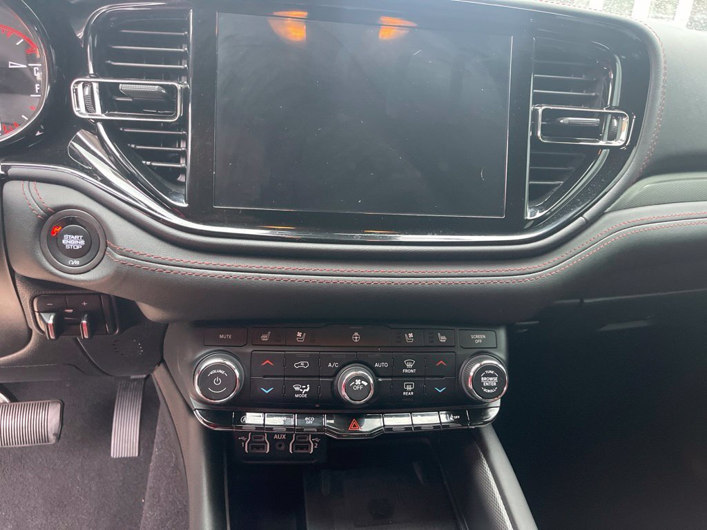 Used 2023 Dodge Durango GT AWD/4WD image 11