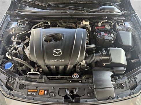 Used 2021 MAZDA MAZDA3 s image 23