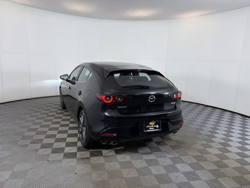 Used 2024 MAZDA MAZDA3 s image 8