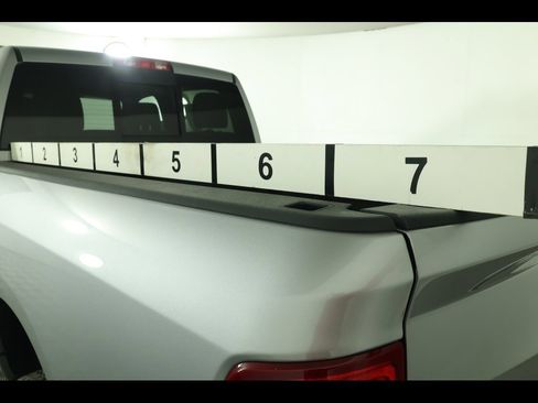 Used 2024 RAM 2500 Tradesman w/ Chrome Appearance Group image 11