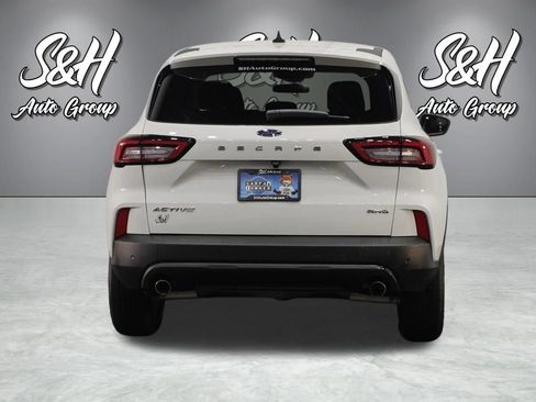 Used 2023 Ford Escape Active AWD/4WD image 17
