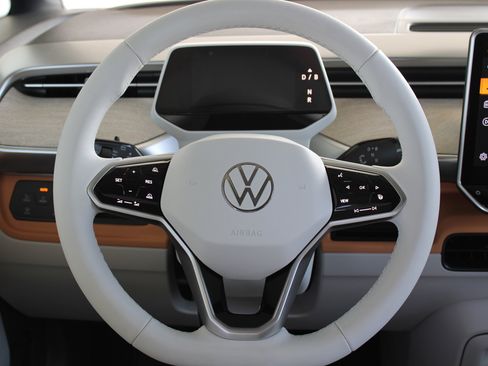 New 2025 Volkswagen ID. Buzz 1st Edition image 11