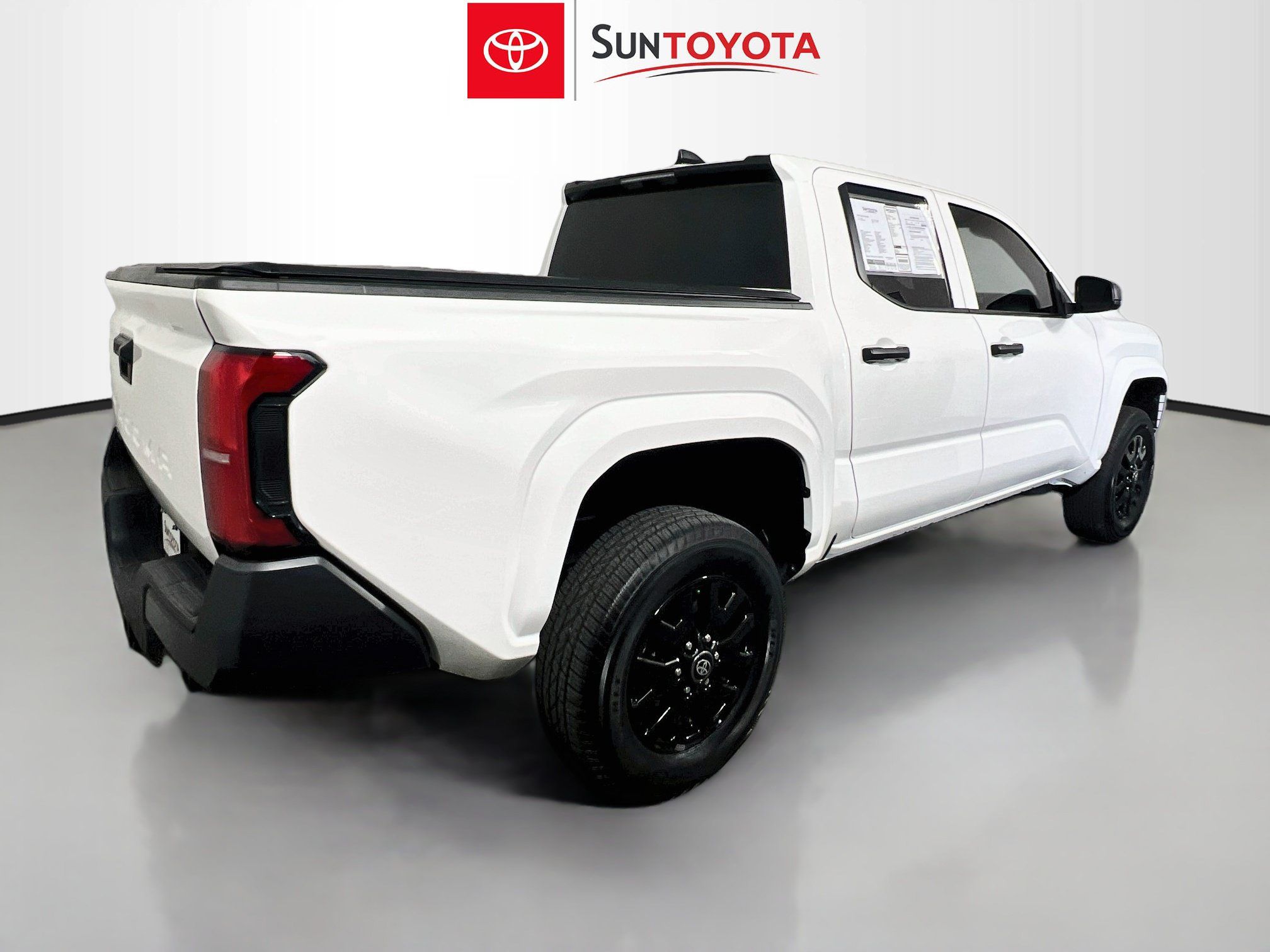 Used 2024 Toyota Tacoma SR AWD/4WD image 4