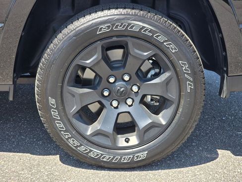 Used 2025 RAM 1500 Big Horn AWD/4WD image 21