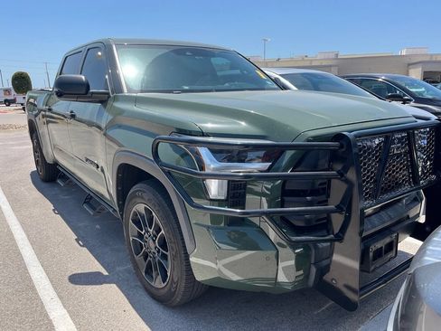 Used 2023 Toyota Tundra SR5 w/ SR5 Convenience Package RWD image 2