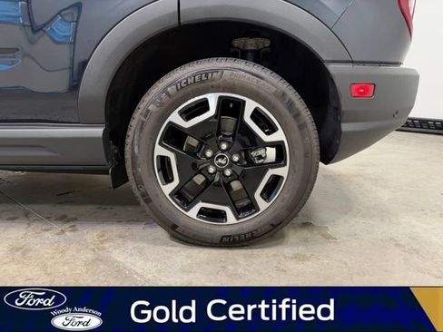 Certified 2023 Ford Bronco Sport Outer Banks AWD/4WD image 8