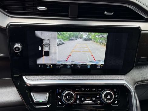 Certified 2023 GMC Sierra 1500 Denali w/ Technology Package AWD/4WD image 16