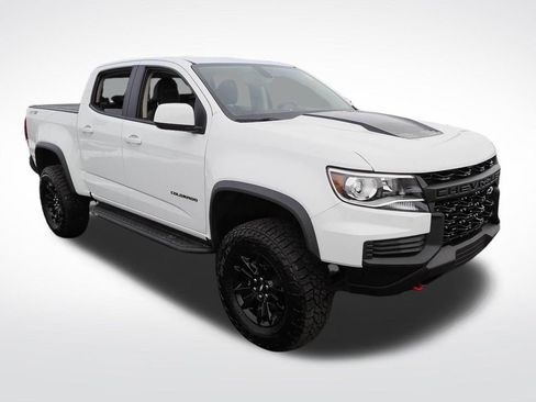 Used 2022 Chevrolet Colorado ZR2 w/ ZR2 Dusk Special Edition image 3