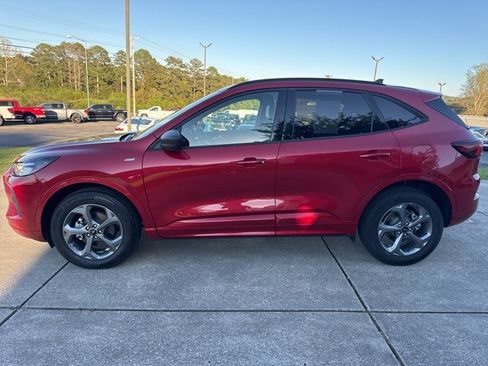 Used 2023 Ford Escape ST-Line image 4