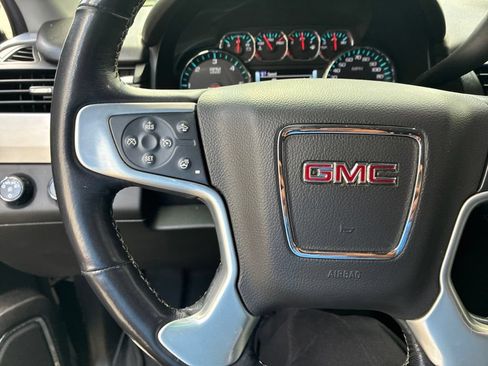 Used 2019 GMC Yukon XL SLT AWD/4WD image 24