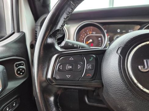 Used 2021 Jeep Gladiator Sport AWD/4WD image 23