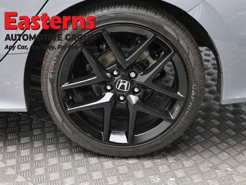 Used 2025 Honda Civic Sport image 8