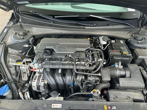 Used 2023 Hyundai Elantra SEL w/ Cargo Package image 27