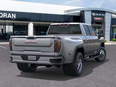 New 2026 GMC Sierra 3500 Denali w/ Denali Reserve Package image 4