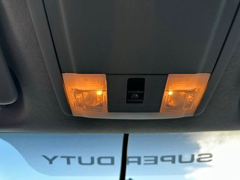 Used 2016 Ford F350 XLT image 35