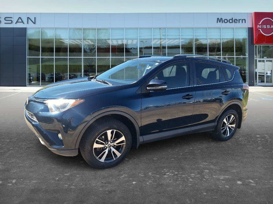 Used 2017 Toyota RAV4 XLE FWD image 1