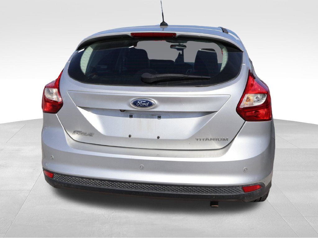 Used 2014 Ford Focus Titanium FWD image 18