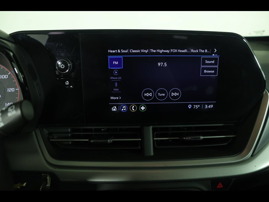 Certified 2025 Chevrolet Trax RS w/ Driver Confidence Package FWD image 24