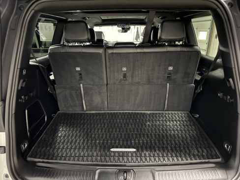 Used 2024 Jeep Wagoneer Series II image 15