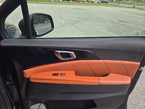 Used 2026 Kia Carnival SX Prestige image 23