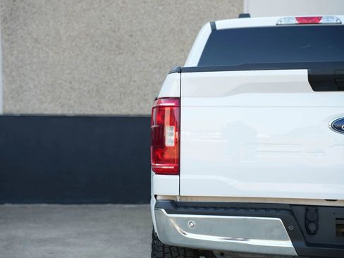 Used 2021 Ford F150 XLT w/ Equipment Group 301A Mid image 17