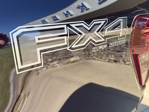 New 2025 Ford F150 Platinum w/ FX4 Off-Road Package image 5
