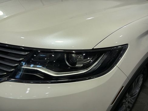 Used 2018 Lincoln MKX Reserve AWD/4WD image 13
