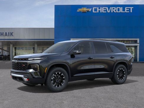 New 2026 Chevrolet Traverse Z71 w/ Enhanced Driving Package AWD/4WD image 2