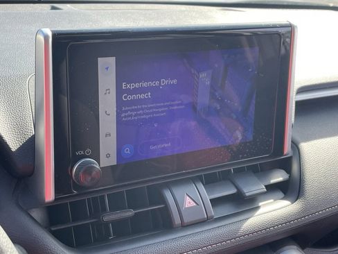 Used 2024 Toyota RAV4 LE image 6