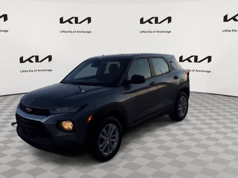 Used 2021 Chevrolet TrailBlazer LS image 4