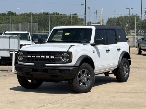 New 2026 Ford Bronco Big Bend AWD/4WD image 2