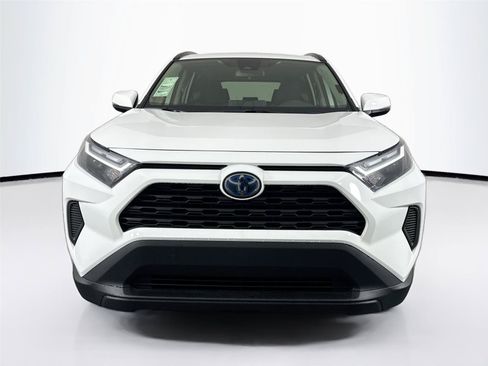 Certified 2024 Toyota RAV4 XLE AWD/4WD image 8